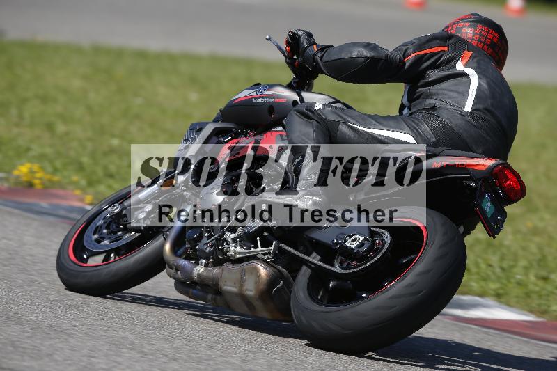 /Archiv-2024/29 12.06.2024 MOTO.CH Track Day ADR/Gruppe blau/90